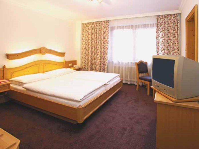 Hotel Stadt Wien 젤암제 외부 사진
